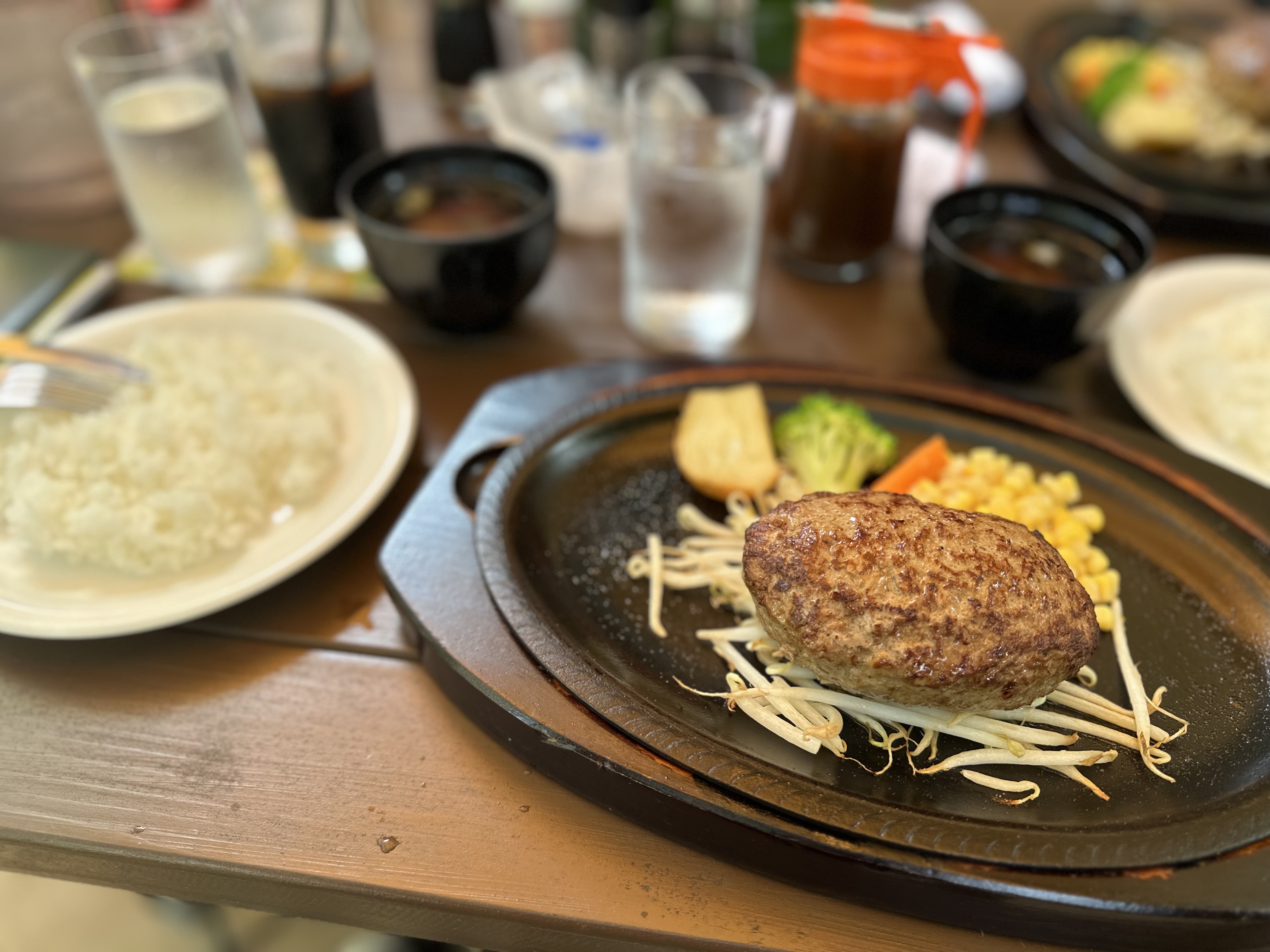 ダイニングキッチン あ・かうはーど 3